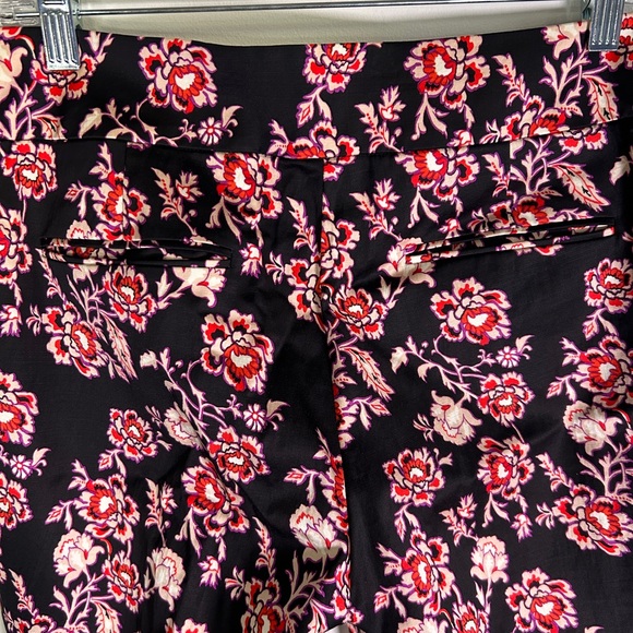 Ann Taylor Floral Elastic Waist Mid Rise Straight Leg Casual Crop Pants 10 - Picture 12 of 12